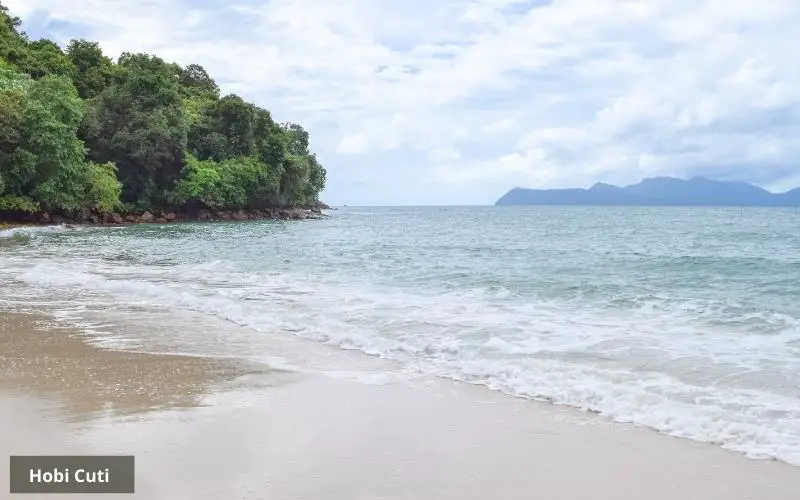 Pantai Pasir Tengkorak